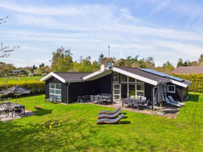 Holiday Home Amiira - 500m from the sea by Interhome, Gilleleje